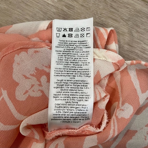 PART TWO Floral Peach Blouse - Size 38 - Picture 11 of 14
